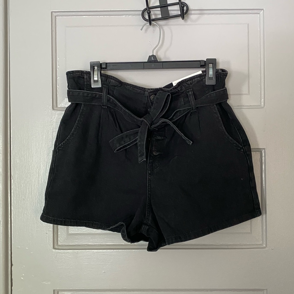 AE Mom Shorts
